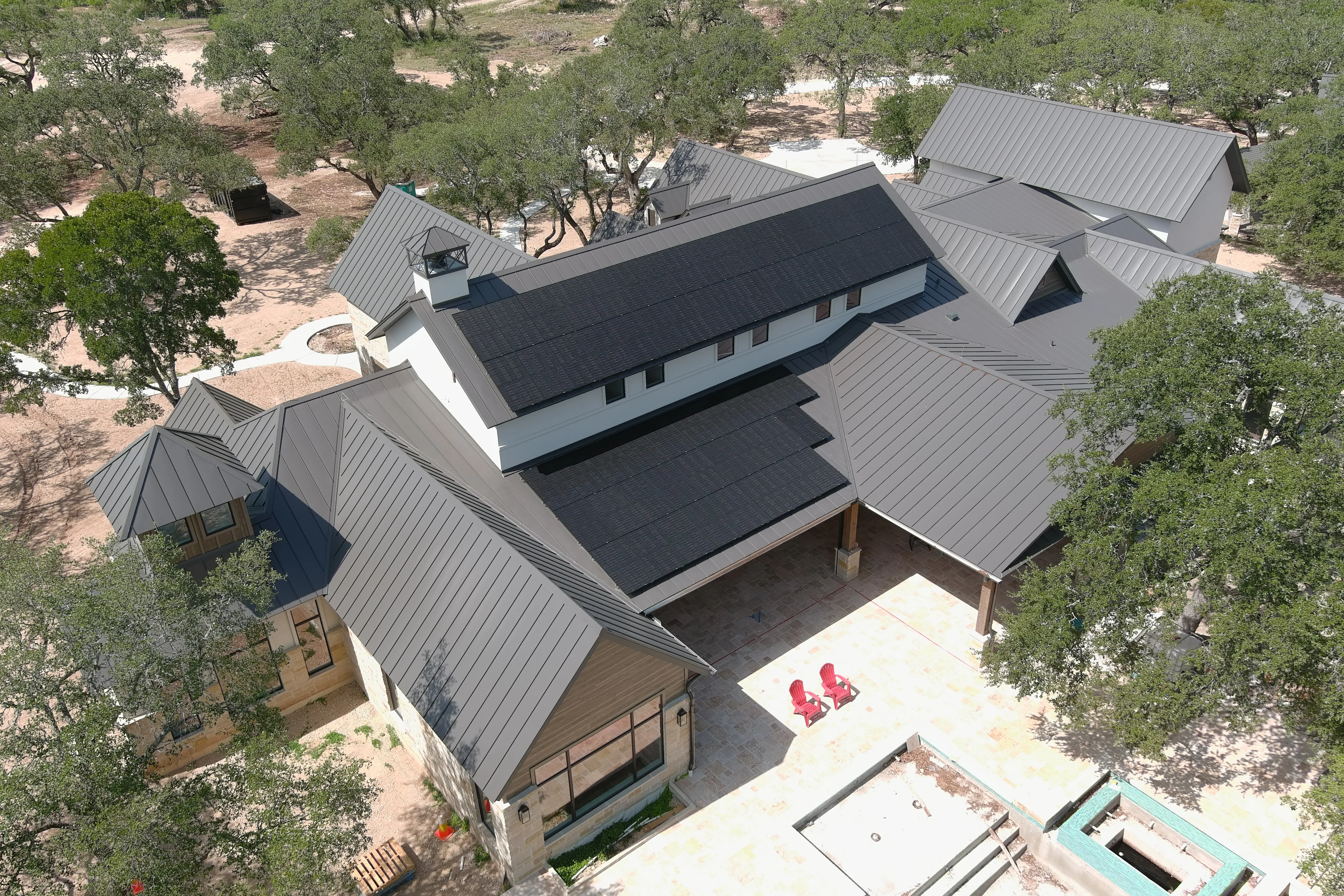 Clean fascia and panels